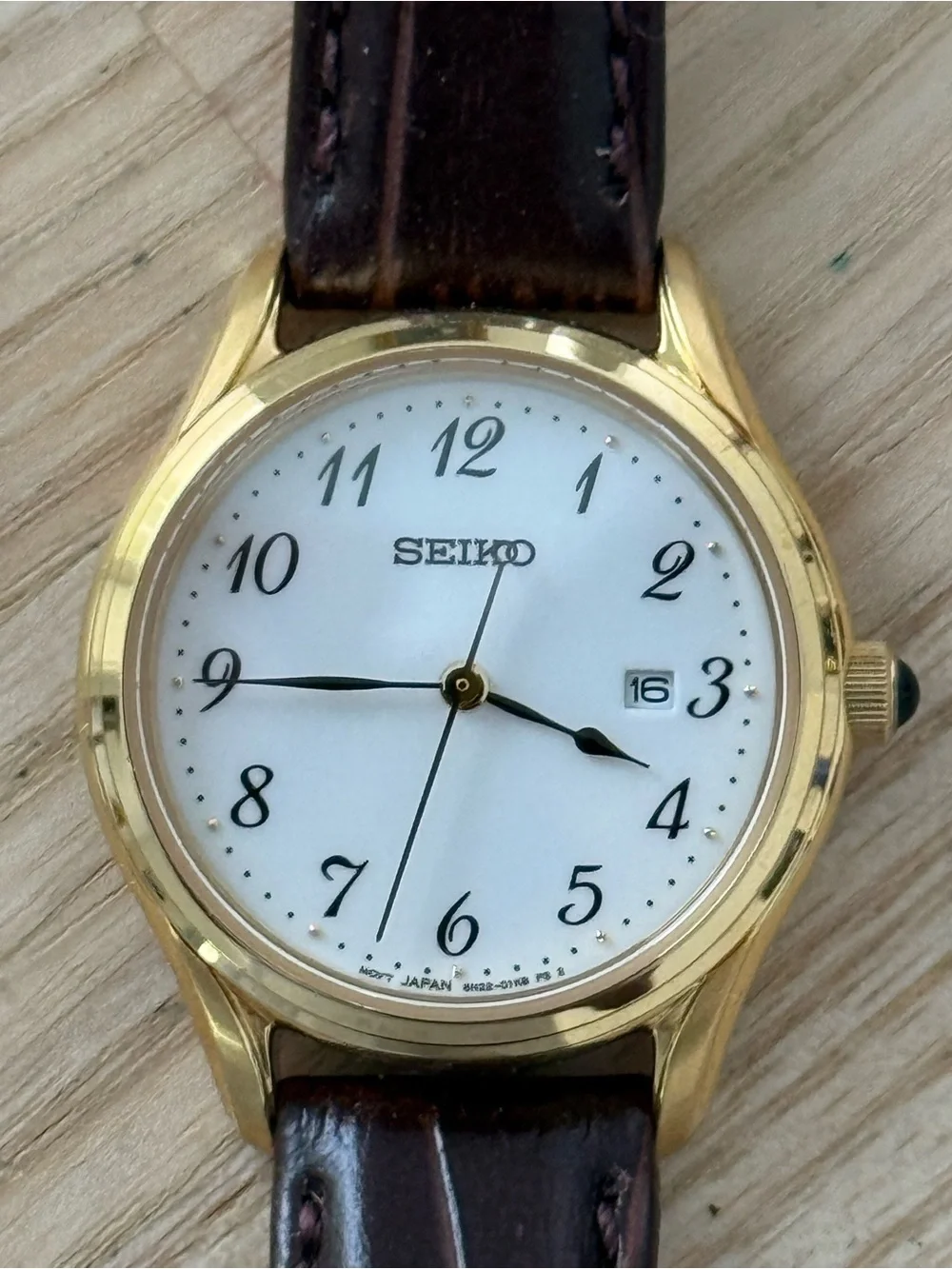 Seiko White Dial Watch Gold-Tone Case Brown Genuine Leather Strap Date Window